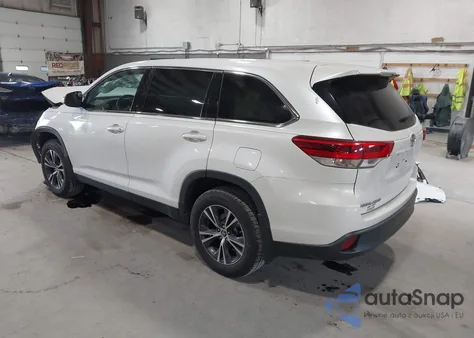 2019 Toyota Highlander Le z USA, uszkodzony, nr VIN 5TDBZRFH9KS993126